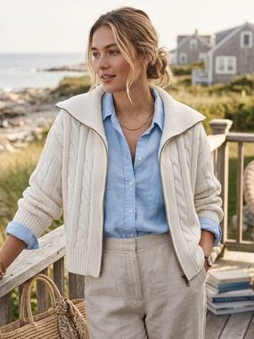 Abercrombie & Fitch Merino Wool-Blend Cable Knit Zip Cardigan - Ivory - Large